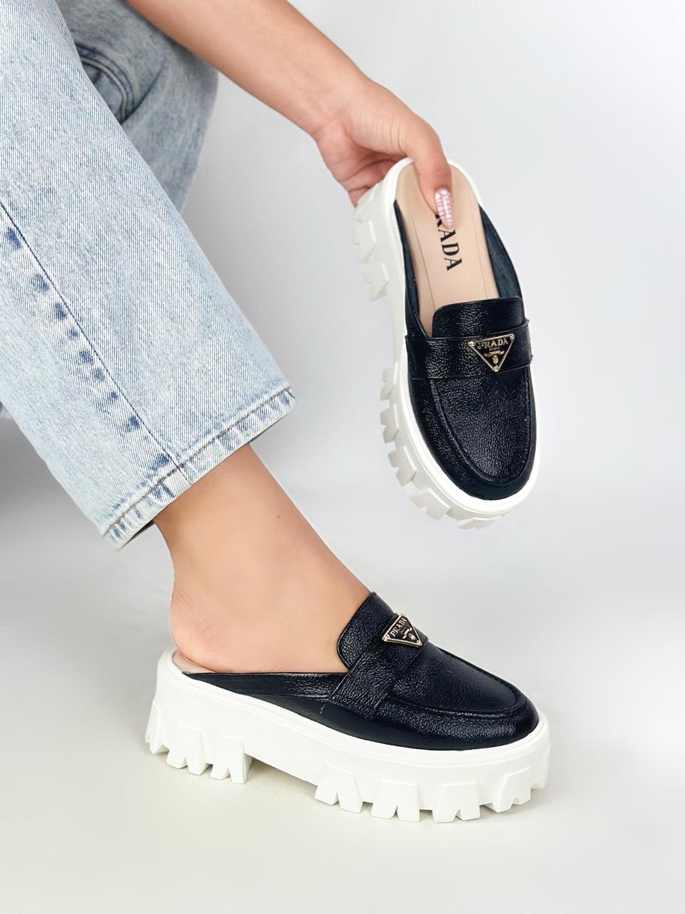 Sueco Cuero Kaili: El toque sofisticado que tu día necesita