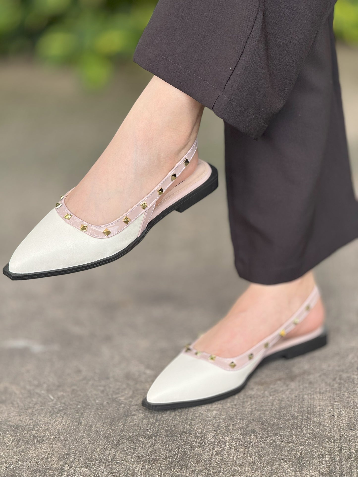 Baleta Femenina Ref VL13 con Taches Elegantes Hechas a Mano
