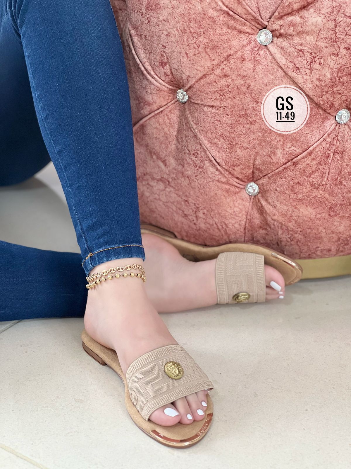 Sandalia Plana Medusa 2.0