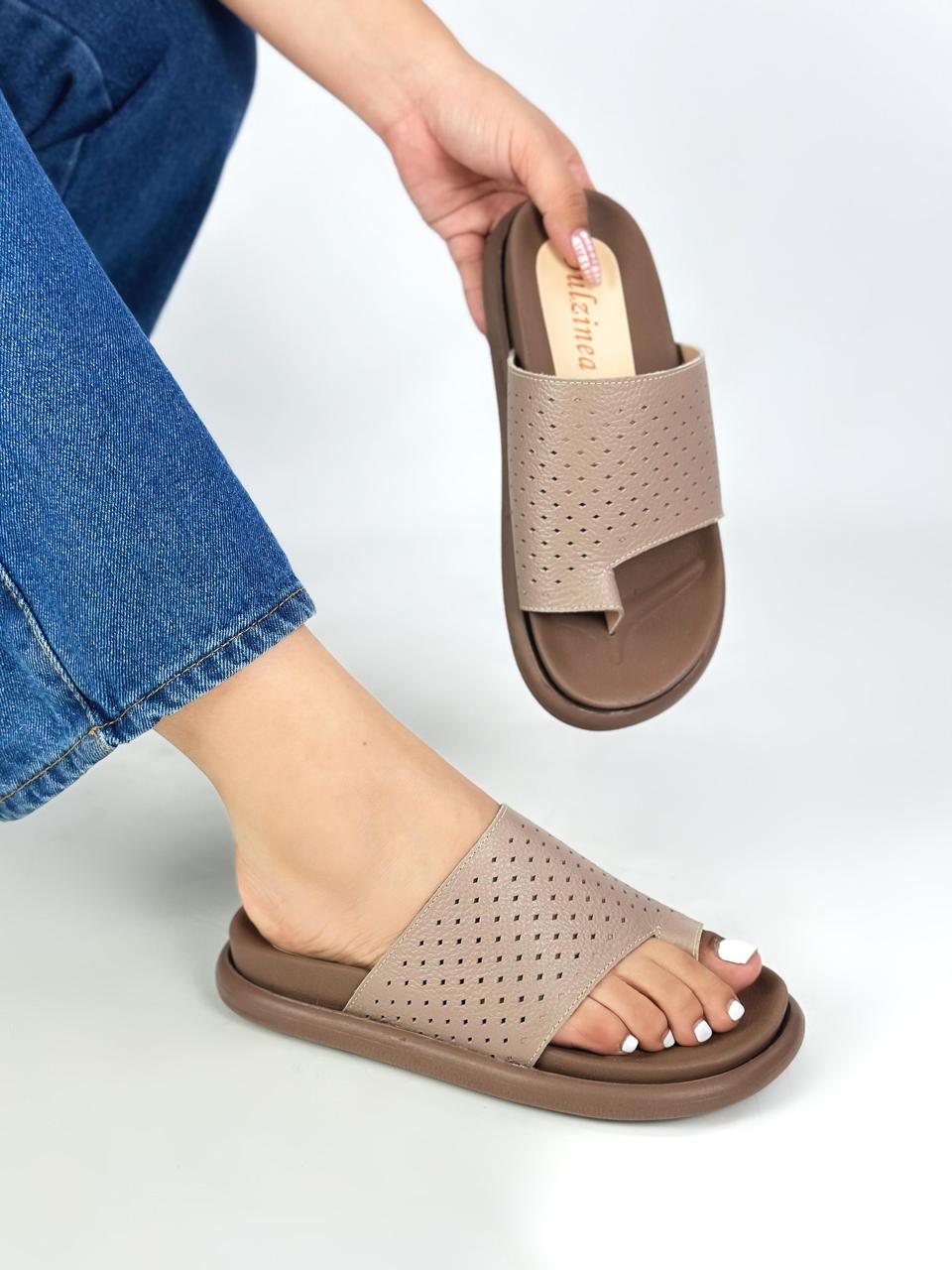 Sandalia Plana Conforto Glamour