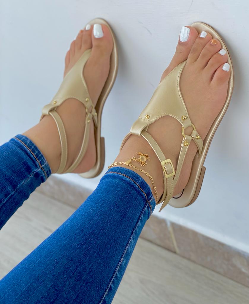 Sandalia Plana Elegancia Bonanova Súper Cómoda