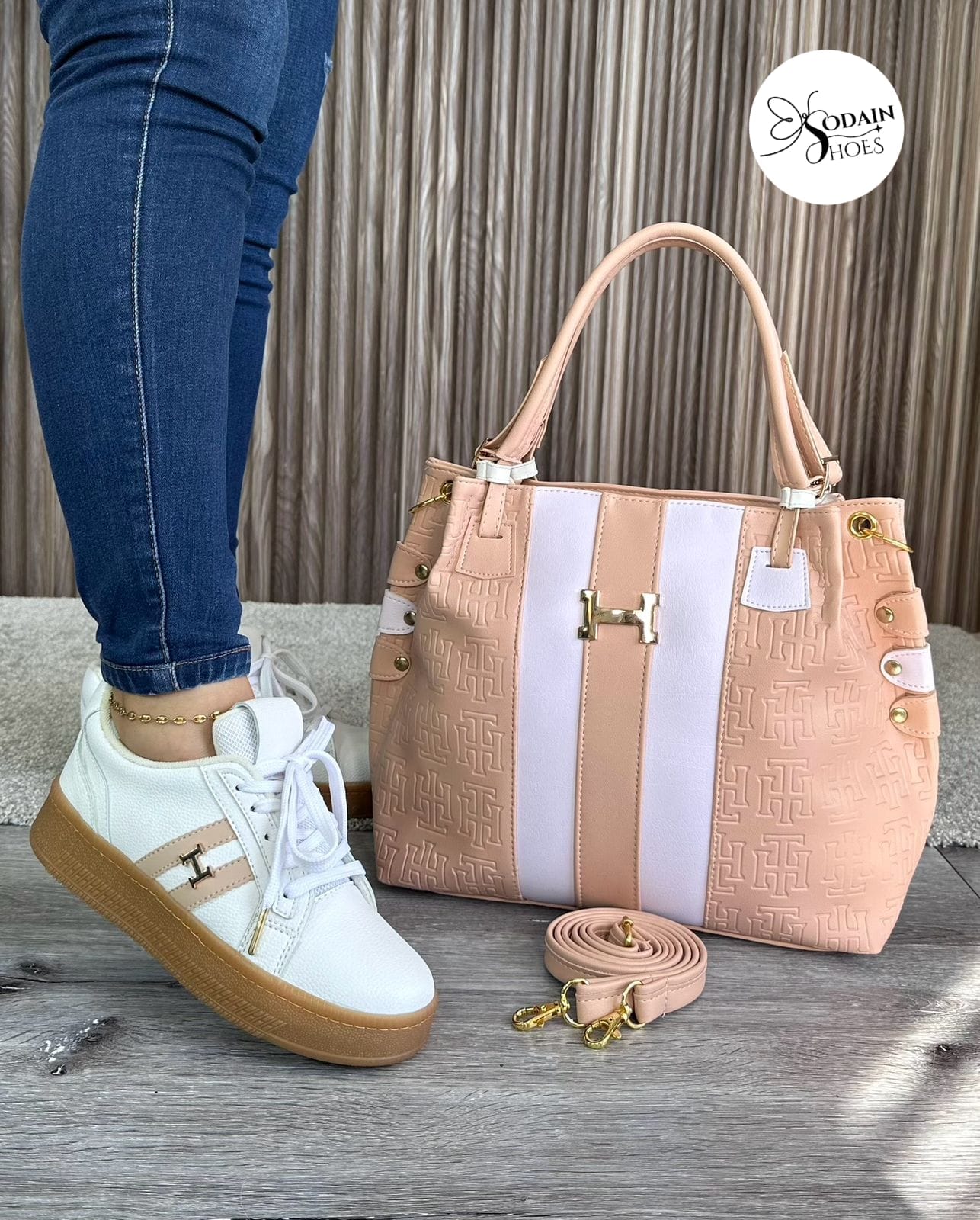 Trio Elegancia - Bolso + Billetera + Deportivo tipo Tommy