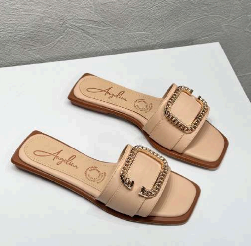 Sandalia Plana Ref. Gucci Moneda Glamure Esencia