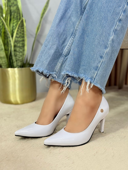 Tacón Stilettos Poder y Elegancia en Cada Paso