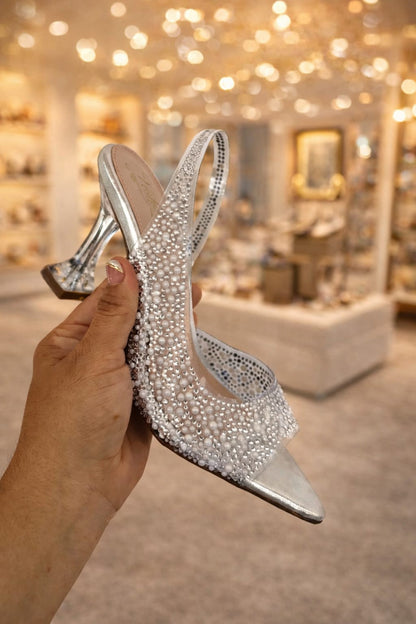 Sapato Slingback de Salto Taça com Pérolas e Cristais