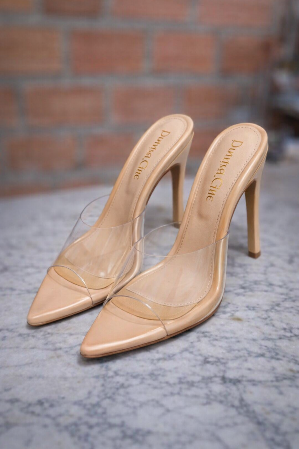 Tacones Cristal Bella – Tacón Alto Transparente de Punta Fina