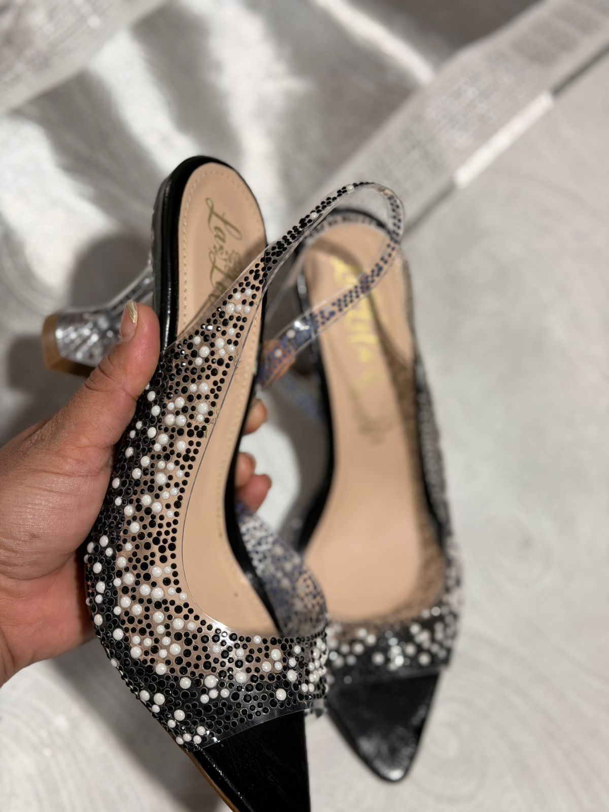 Tacones Cristal Bella – Slingback con Perlas y Brillos