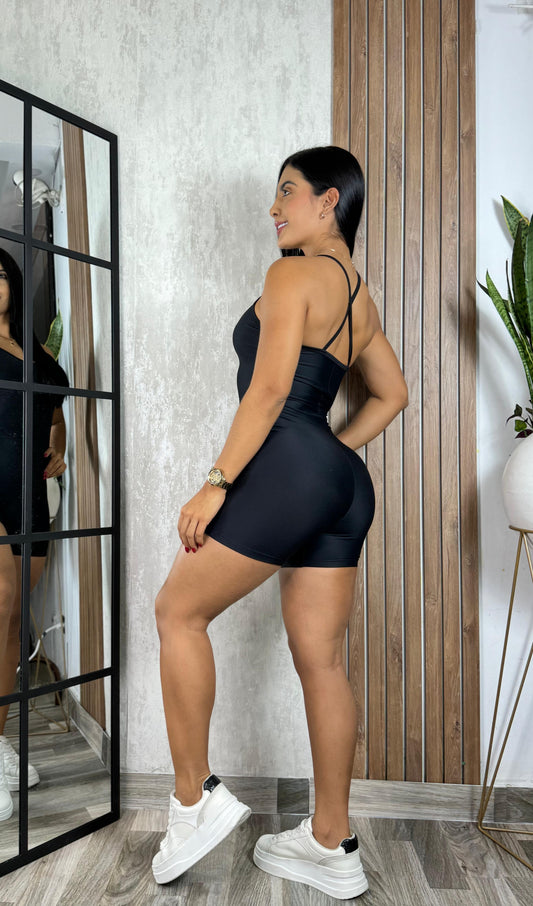Enterizo Corto de Tiras Glamure Versátil