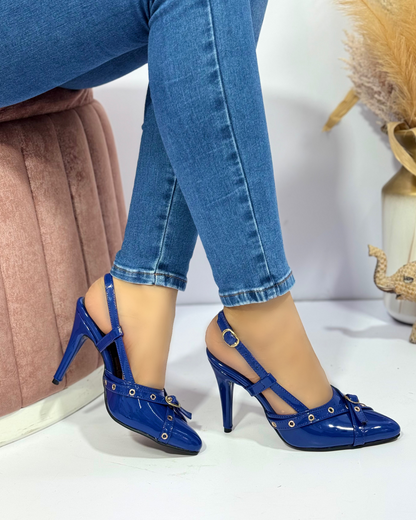 Tacón de Dama Elegante Con Taches