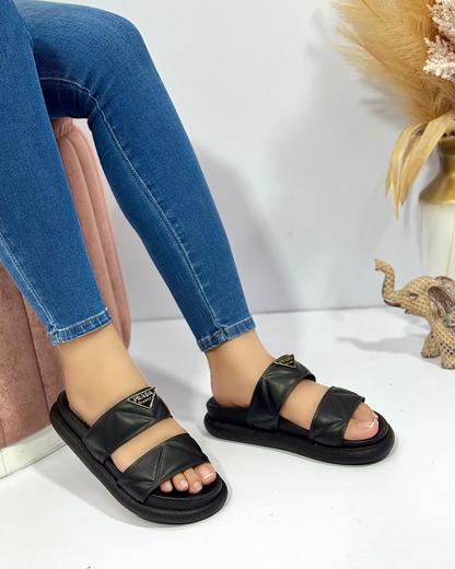 Sandalias PRADA – Versátiles y Elegantes